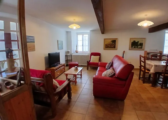 Charmante Maison De Village Hébergement de vacances *