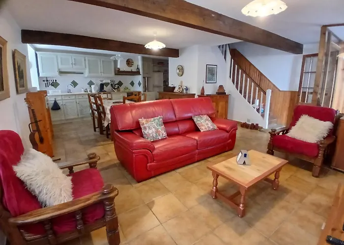 Hébergement de vacances Charmante Maison De Village La Digne-d'Amont
